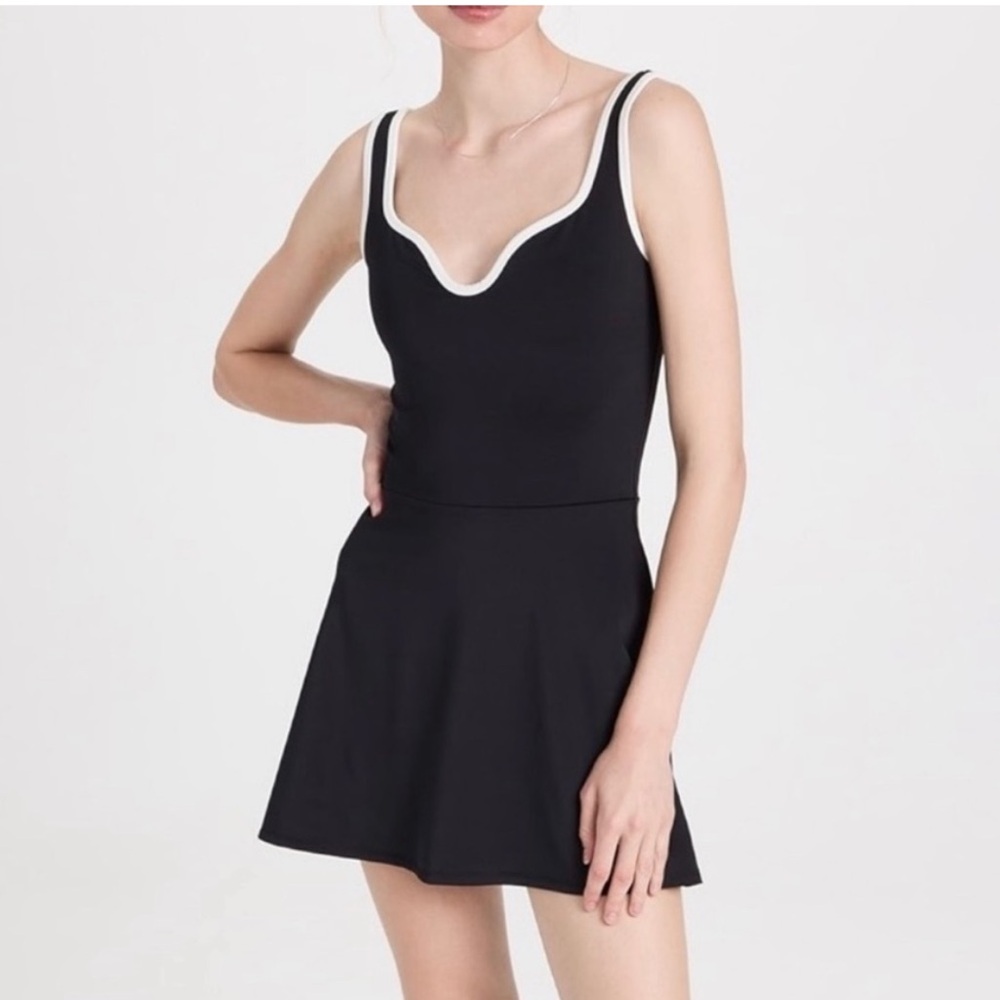 NWT REFORMATION ACTIVE TENNIS DRESS W SHORTS BLACK WHITE SIZE XL